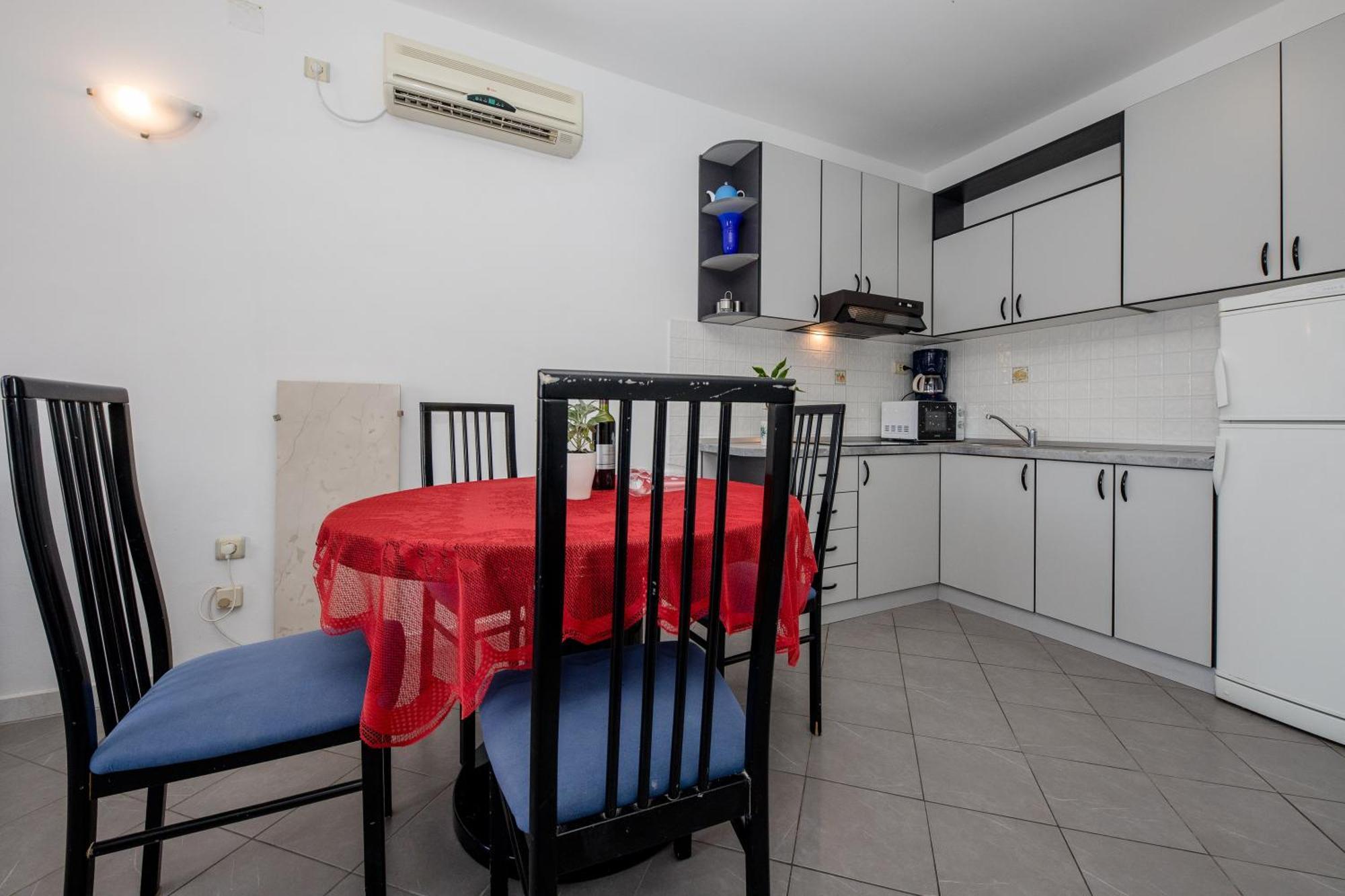 Apartments And Rooms By The Sea Supetarska Draga - Gornja, Rab - 11579 Rom bilde