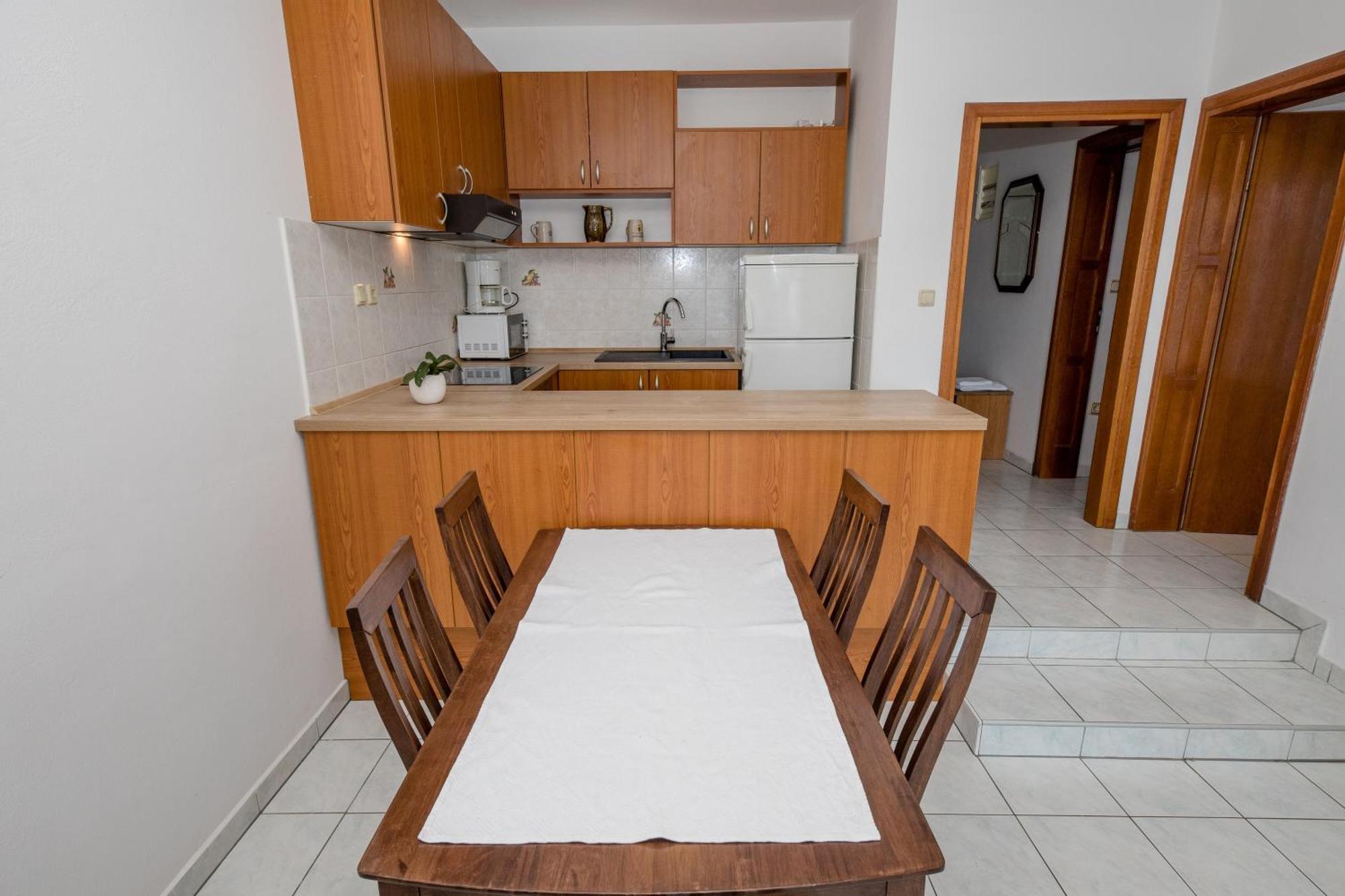 Apartments And Rooms By The Sea Supetarska Draga - Gornja, Rab - 11579 Rom bilde